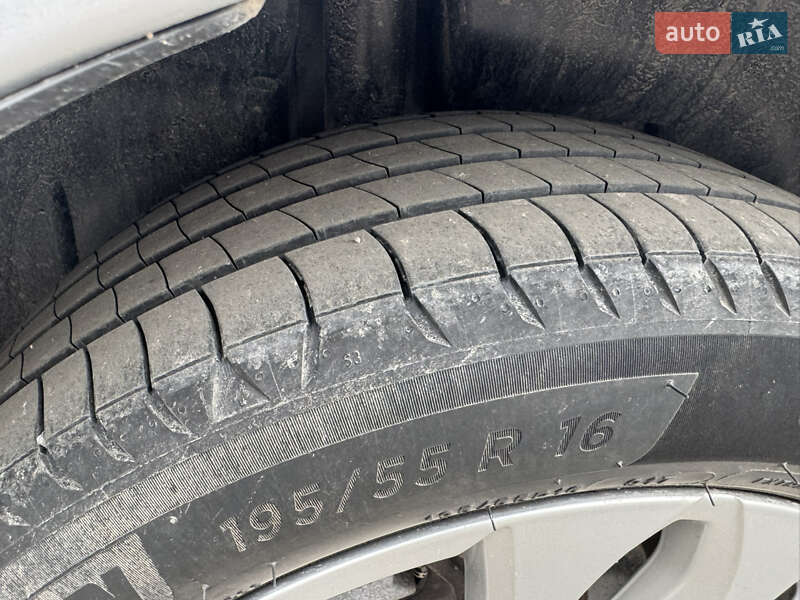 Хэтчбек Renault Zoe 2020 в Тернополе