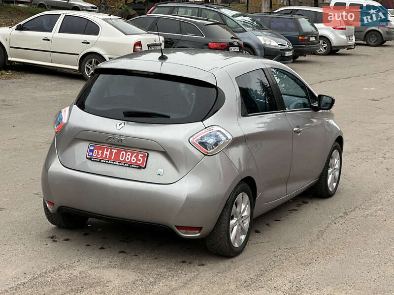 Хэтчбек Renault Zoe 2015 в Дубно