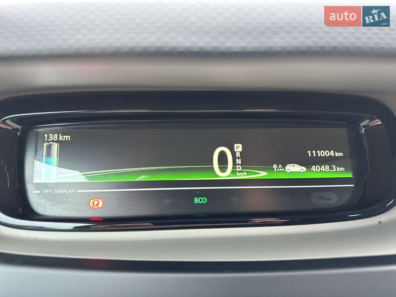 Хэтчбек Renault Zoe 2015 в Дубно