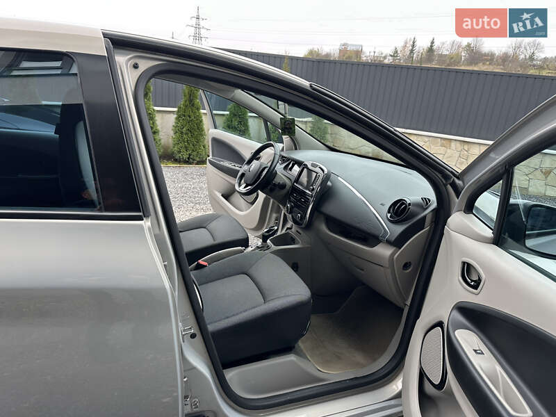 Хэтчбек Renault Zoe 2015 в Тернополе