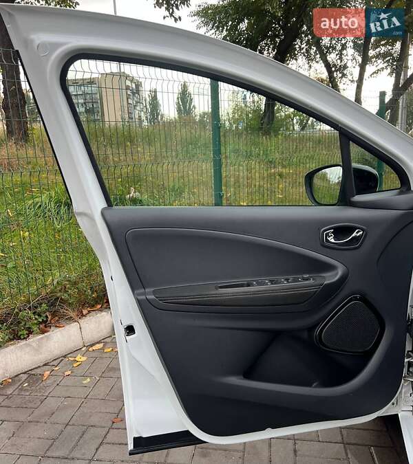 Хэтчбек Renault Zoe 2018 в Киеве