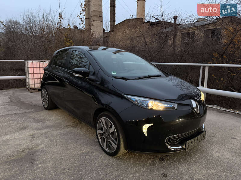 Хэтчбек Renault Zoe 2017 в Киеве