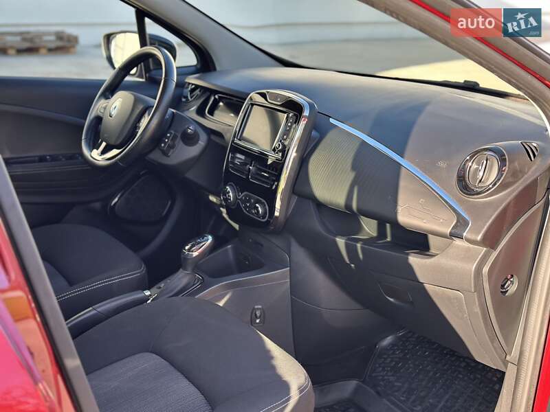 Хэтчбек Renault Zoe 2018 в Луцке