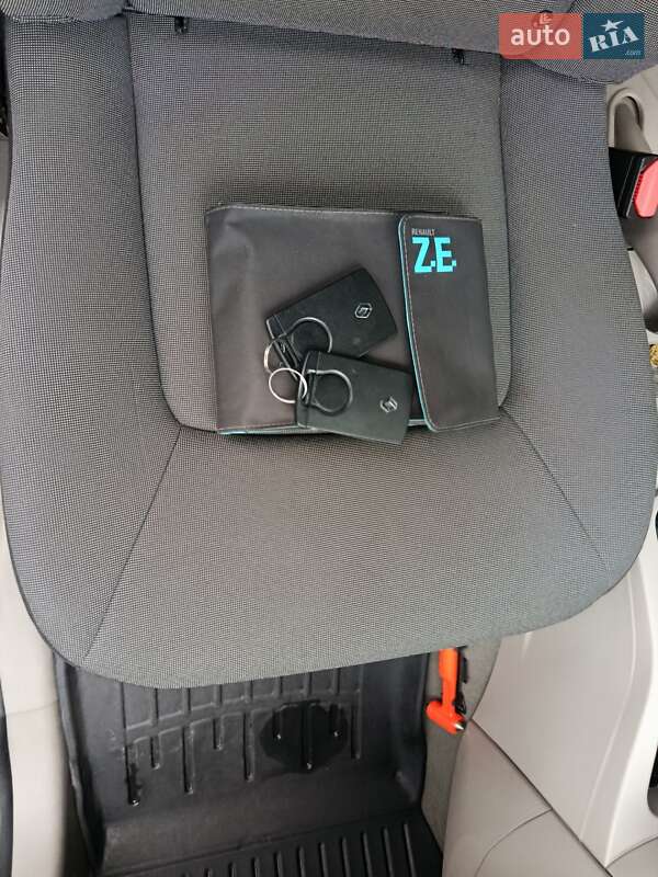 Хетчбек Renault Zoe 2014 в Львові