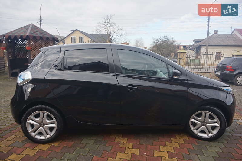 Хэтчбек Renault Zoe 2016 в Самборе