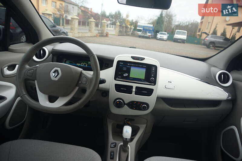 Хэтчбек Renault Zoe 2016 в Самборе