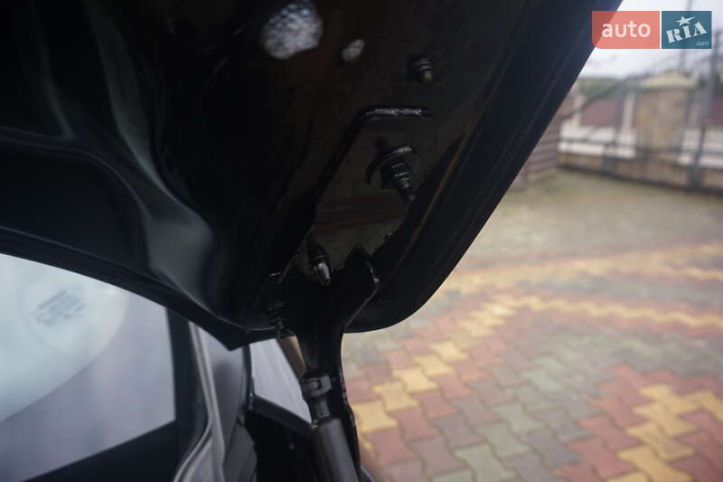 Хэтчбек Renault Zoe 2016 в Самборе