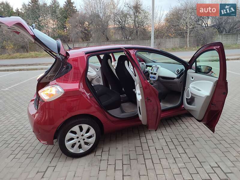 Хетчбек Renault Zoe 2017 в Львові фото 38 Хетчбек Renault Zoe 2017 в Львові
