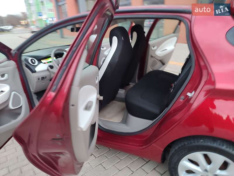 Хетчбек Renault Zoe 2017 в Львові фото 75 Хетчбек Renault Zoe 2017 в Львові
