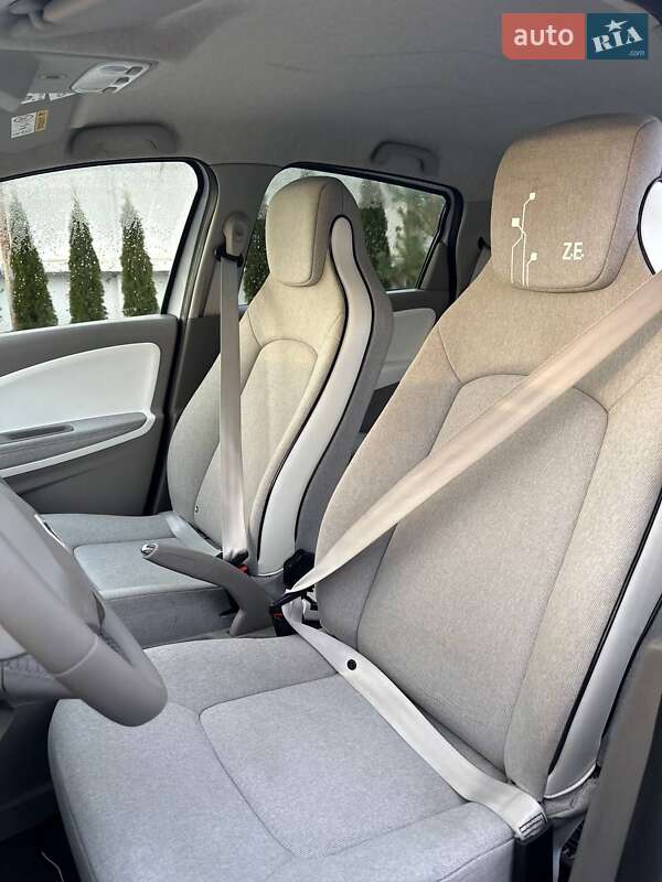 Хетчбек Renault Zoe 2017 в Золочеві