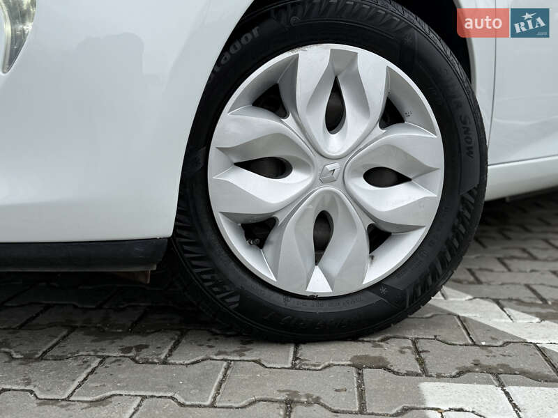 Хэтчбек Renault Zoe 2016 в Виннице