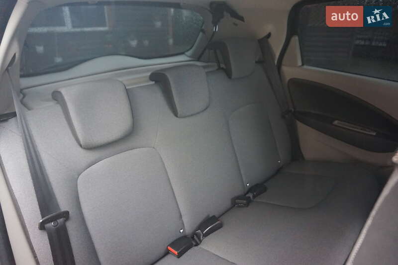 Хетчбек Renault Zoe 2015 в Самборі