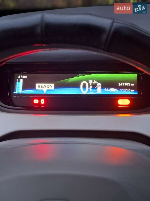 Хетчбек Renault Zoe 2014 в Ужгороді фото 8 Хетчбек Renault Zoe 2014 в Ужгороді