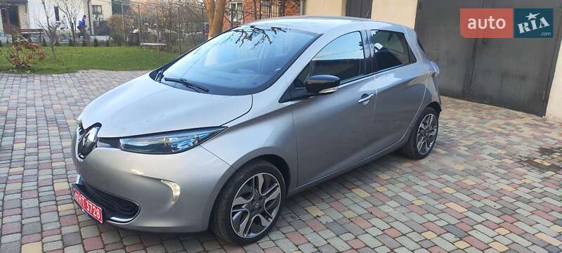 Хэтчбек Renault Zoe 2015 в Городке