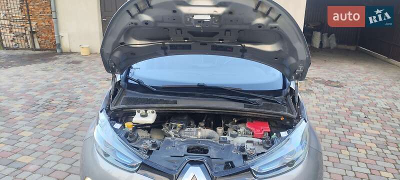 Хэтчбек Renault Zoe 2015 в Городке