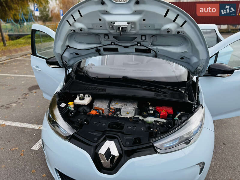 Хетчбек Renault Zoe 2014 в Здолбуніві