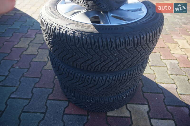 Хетчбек Renault Zoe 2015 в Самборі