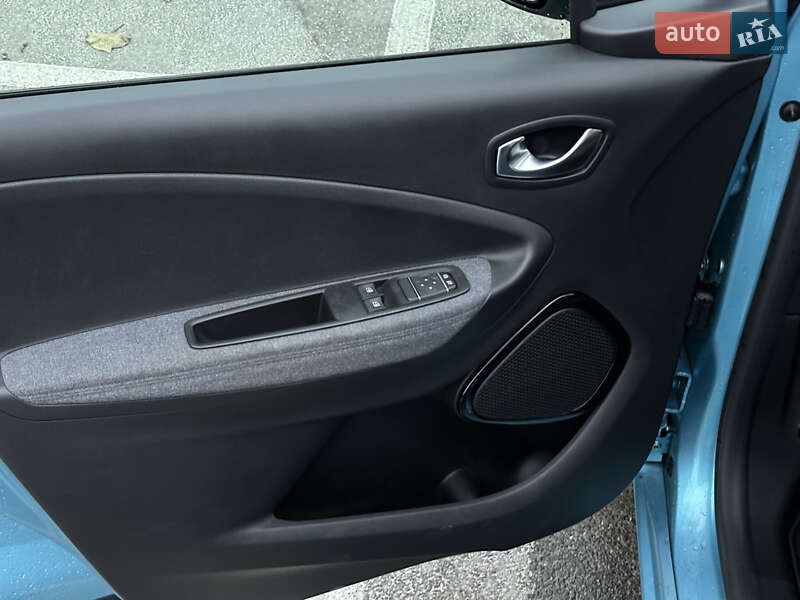 Хэтчбек Renault Zoe 2021 в Киеве