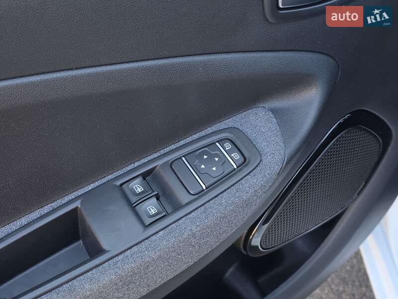 Хэтчбек Renault Zoe 2020 в Тернополе