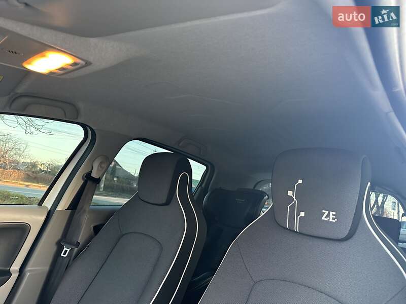 Хетчбек Renault Zoe 2013 в Тернополі