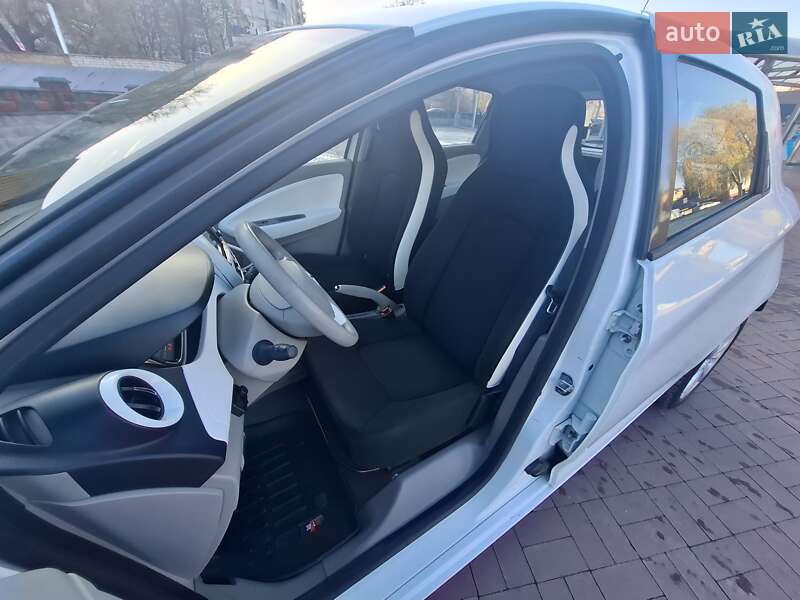 Хэтчбек Renault Zoe 2018 в Ровно
