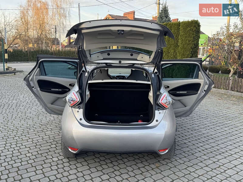Хетчбек Renault Zoe 2015 в Львові фото 4 Хетчбек Renault Zoe 2015 в Львові