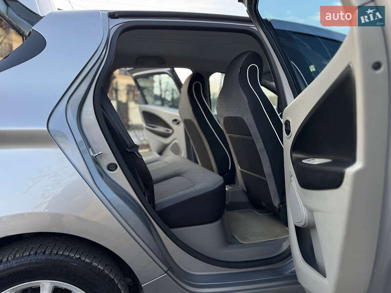 Хетчбек Renault Zoe 2015 в Львові фото 21 Хетчбек Renault Zoe 2015 в Львові