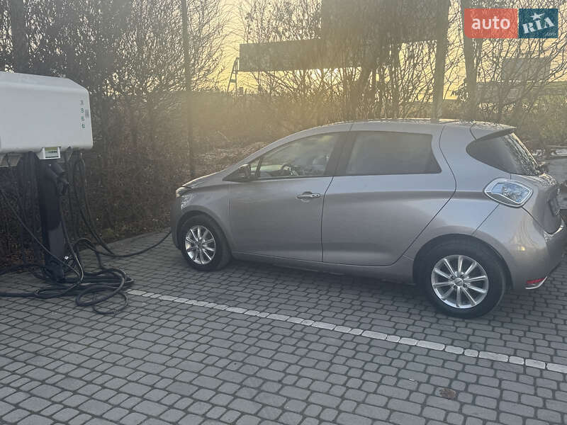 Хетчбек Renault Zoe 2015 в Львові фото 23 Хетчбек Renault Zoe 2015 в Львові