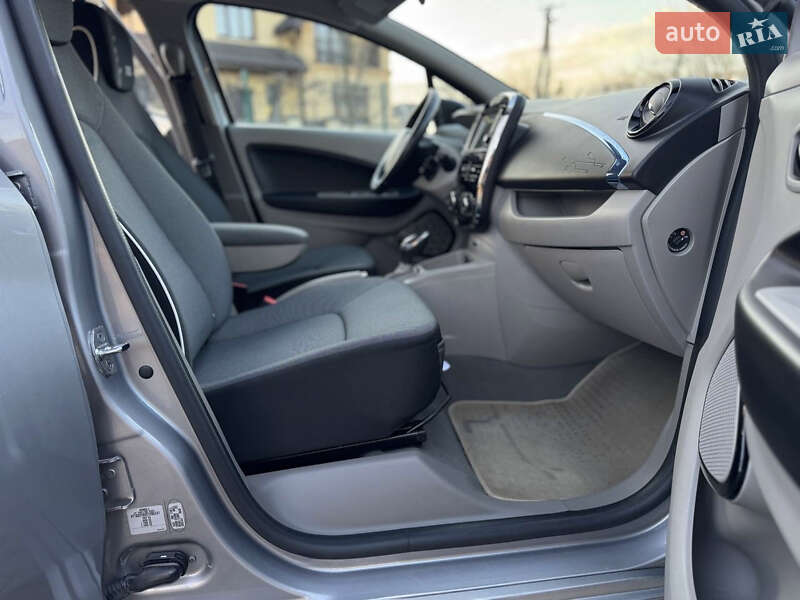 Хетчбек Renault Zoe 2015 в Львові фото 35 Хетчбек Renault Zoe 2015 в Львові