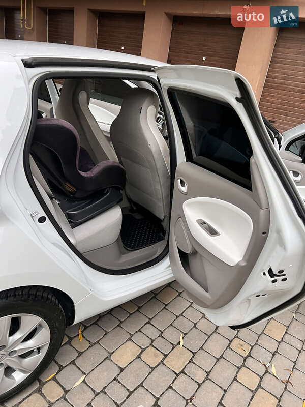 Хэтчбек Renault Zoe 2013 в Виннице
