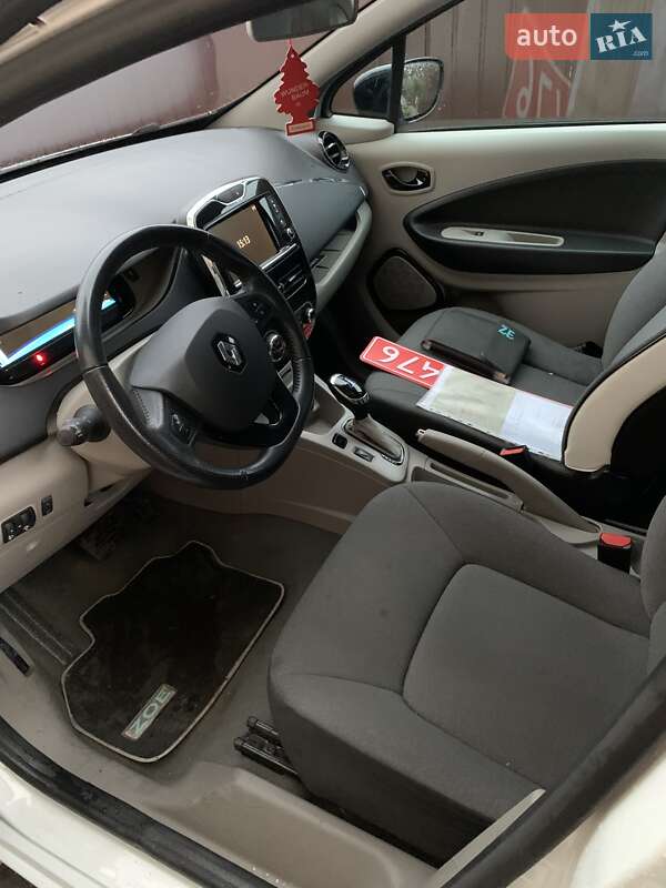 Хетчбек Renault Zoe 2015 в Золочеві фото 20 Хетчбек Renault Zoe 2015 в Золочеві