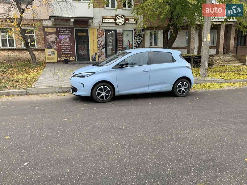 Хетчбек Renault Zoe 2014 в Кропивницькому фото Хетчбек Renault Zoe 2014 в Кропивницькому
