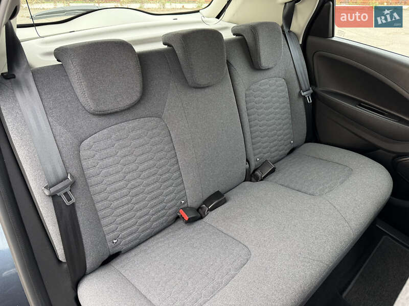 Хетчбек Renault Zoe 2022 в Дніпрі