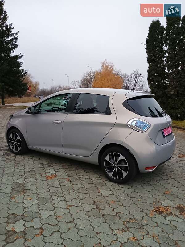 Хэтчбек Renault Zoe 2018 в Дубно