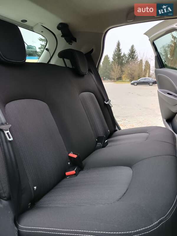 Хэтчбек Renault Zoe 2018 в Дубно