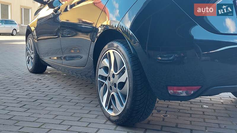 Хетчбек Renault Zoe 2016 в Луцьку