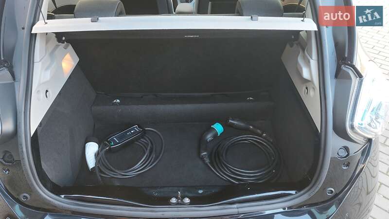 Хетчбек Renault Zoe 2016 в Луцьку