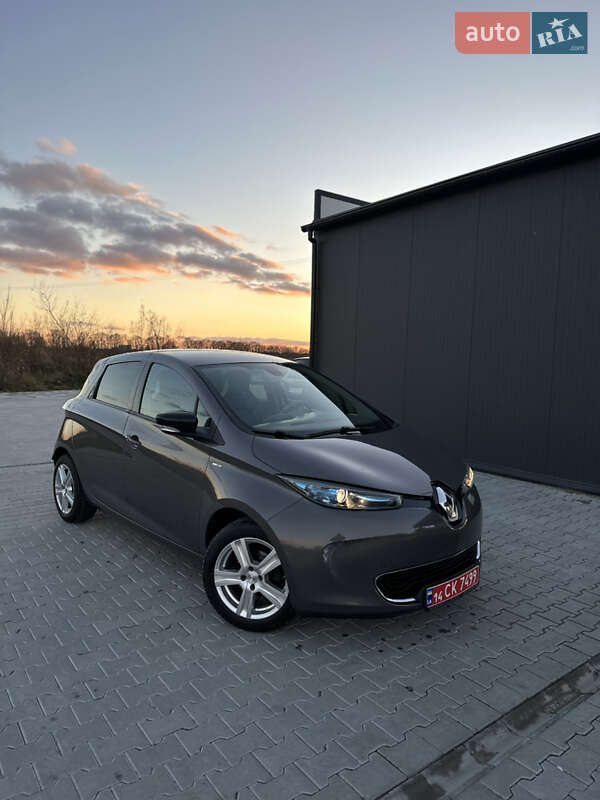 Хэтчбек Renault Zoe 2017 в Львове