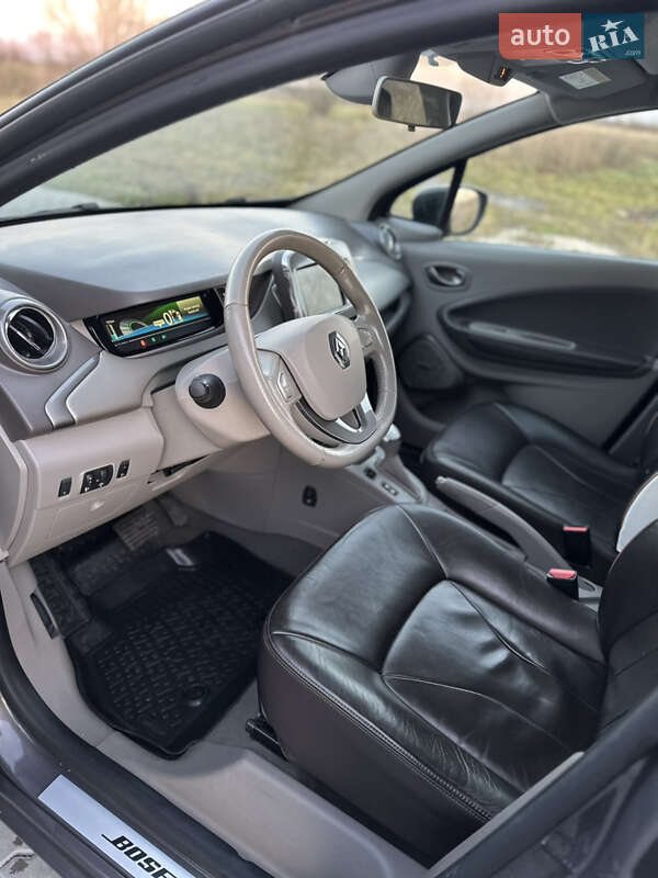 Хэтчбек Renault Zoe 2017 в Львове