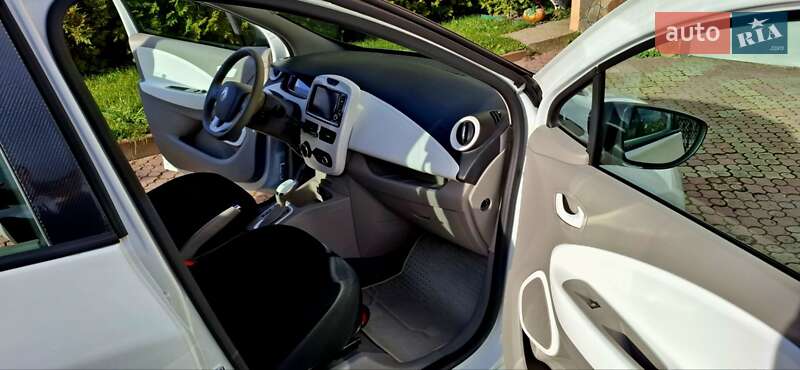 Хетчбек Renault Zoe 2017 в Івано-Франківську фото 7 Хетчбек Renault Zoe 2017 в Івано-Франківську