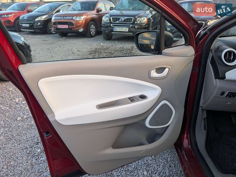 Хетчбек Renault Zoe 2018 в Рівному фото 23 Хетчбек Renault Zoe 2018 в Рівному