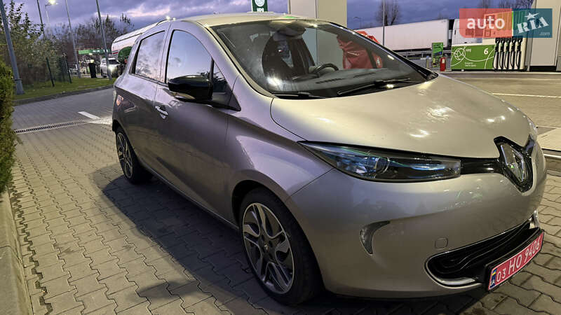 Хэтчбек Renault Zoe 2015 в Киеве фото 8 Хэтчбек Renault Zoe 2015 в Киеве