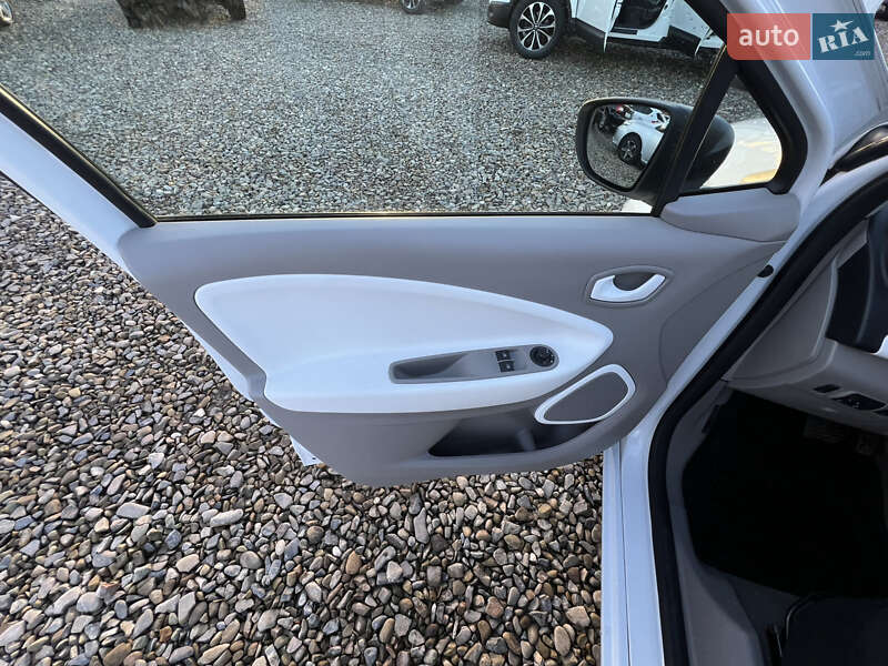 Хэтчбек Renault Zoe 2017 в Коломые фото 15 Хэтчбек Renault Zoe 2017 в Коломые
