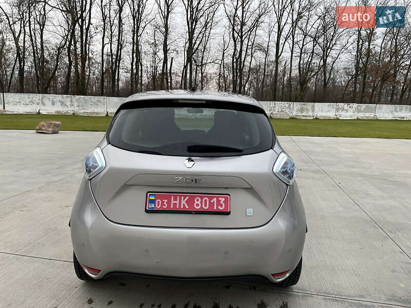 Хэтчбек Renault Zoe 2016 в Луцке фото 10 Хэтчбек Renault Zoe 2016 в Луцке