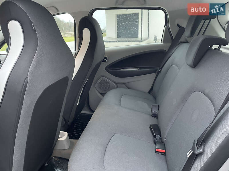 Хэтчбек Renault Zoe 2016 в Луцке фото 23 Хэтчбек Renault Zoe 2016 в Луцке