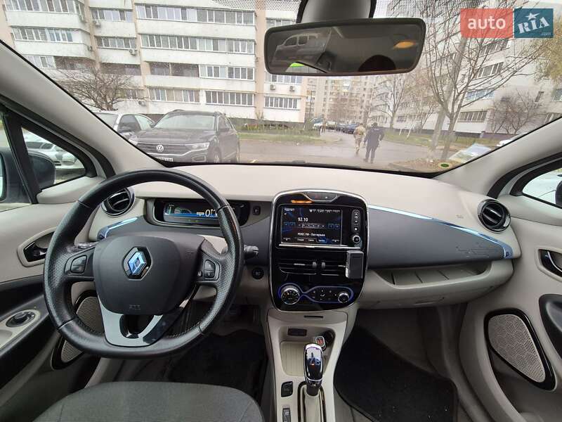 Хэтчбек Renault Zoe 2013 в Черкассах фото 18 Хэтчбек Renault Zoe 2013 в Черкассах