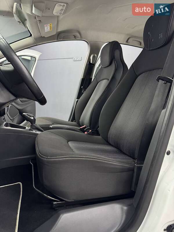 Хэтчбек Renault Zoe 2017 в Коломые