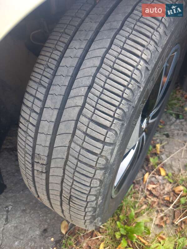 Хетчбек Renault Zoe 2019 в Калуші