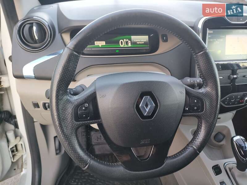Хэтчбек Renault Zoe 2014 в Львове