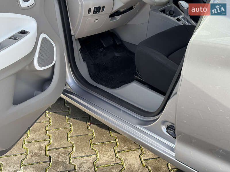 Хэтчбек Renault Zoe 2015 в Дрогобыче